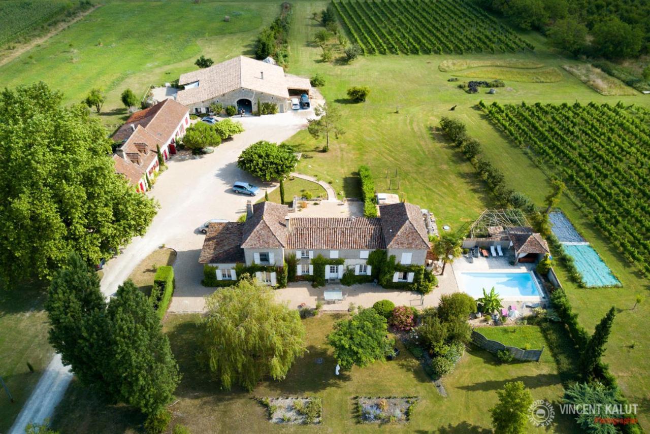 Domaine De La Queyssie Bed & Breakfast Saussignac Exterior photo