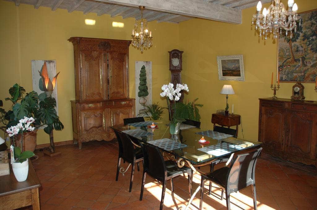 Domaine De La Queyssie Bed & Breakfast Saussignac Exterior photo