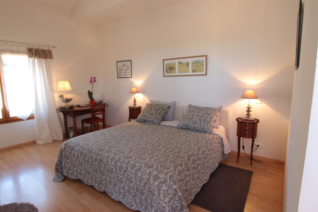 Domaine De La Queyssie Bed & Breakfast Saussignac Exterior photo