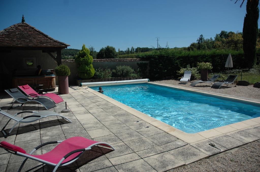 Domaine De La Queyssie Bed & Breakfast Saussignac Exterior photo